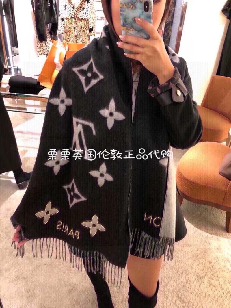 Louis Vuitton Scarf